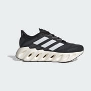 商品カラー： Core Black / Cloud White / Grey Five