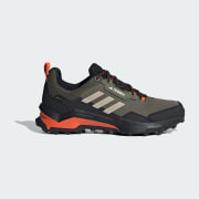 Kód farby: Olive Strata / Wonder Beige / Core Black
