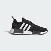 Product colour: Core Black / Cloud White / Grey Five