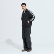 商品カラー： Black / Grey Strata