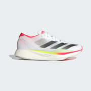 Warna produk: Cloud White / Core Black / Lucid Red