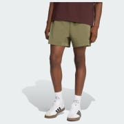 Product color: Olive Strata