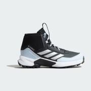 Colour: Core Black / Crystal Sky / Matte Silver