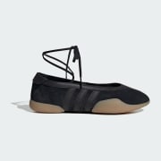 Color del artículo: Core Black / Cloud White / Gum