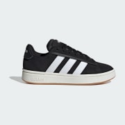 Colour: Core Black / Cloud White / Off White