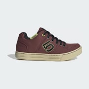 Product color: Burgundy / Core Black / Pulse Lime