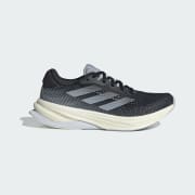 Ürün rengi: Core Black / Halo Silver / Dash Grey