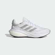 Colour: Cloud White / Grey Two / Core Black