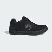 Produktfarge: Core Black / Grey Three / Core Black