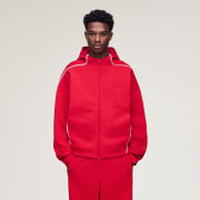 Kód farby: Better Scarlet / White