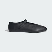 Product colour: Core Black / Core Black / Core Black