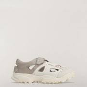 Colour: Off White / Off White / Light Brown