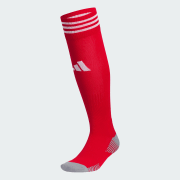 Product color: Power Red / White