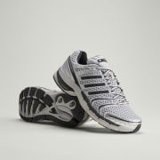 Kolor produktu: Grey Two / Core Black / Silver Metallic