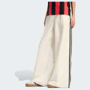 Product color: Off White