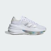 Color del artículo: Cloud White / Silver Metallic / Light Solid Grey