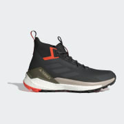 Color del artículo: Carbon / Grey Six / Core Black