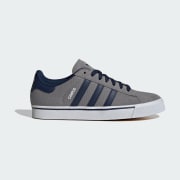 Color del artículo: Grey Three / Night Indigo / Cloud White