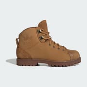 商品カラー： Sand Green / Sand Green / Core Black