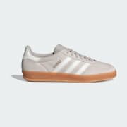 Color del artículo: Chalk Pearl / Core White / Gum