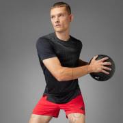 商品カラー： Black / Grey Six