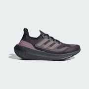 Color del artículo: Aurora Black / Preloved Fig / Grey Four