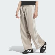 商品カラー： Wonder Beige / Off White