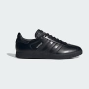 Product colour: Core Black / Core Black / Cloud White