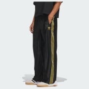 Colour: Black / Gold Metallic