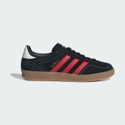 Colour: Core Black / Better Scarlet / Gum