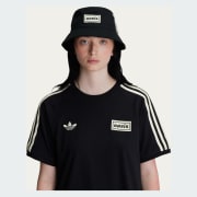 Product colour: Black