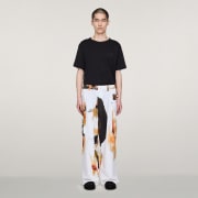 Colour: Core White / Multicolor