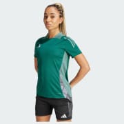 Color del artículo: Team Dark Green