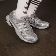 컬러: Grey Three / Grey Two / Charcoal Solid Grey