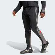 Cor do artigo: Black / Team Grey Four / Pure Ruby