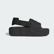 Warna produk: Core Black / Core Black / Core Black