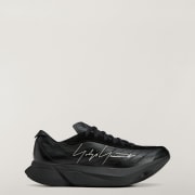 Colour: Black / Black / Off White