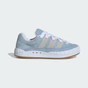Cor do artigo: Clear Sky / Cloud White / Gum