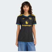 Product color: Black