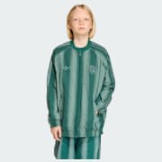 Colour: Collegiate Green / Tech Emerald