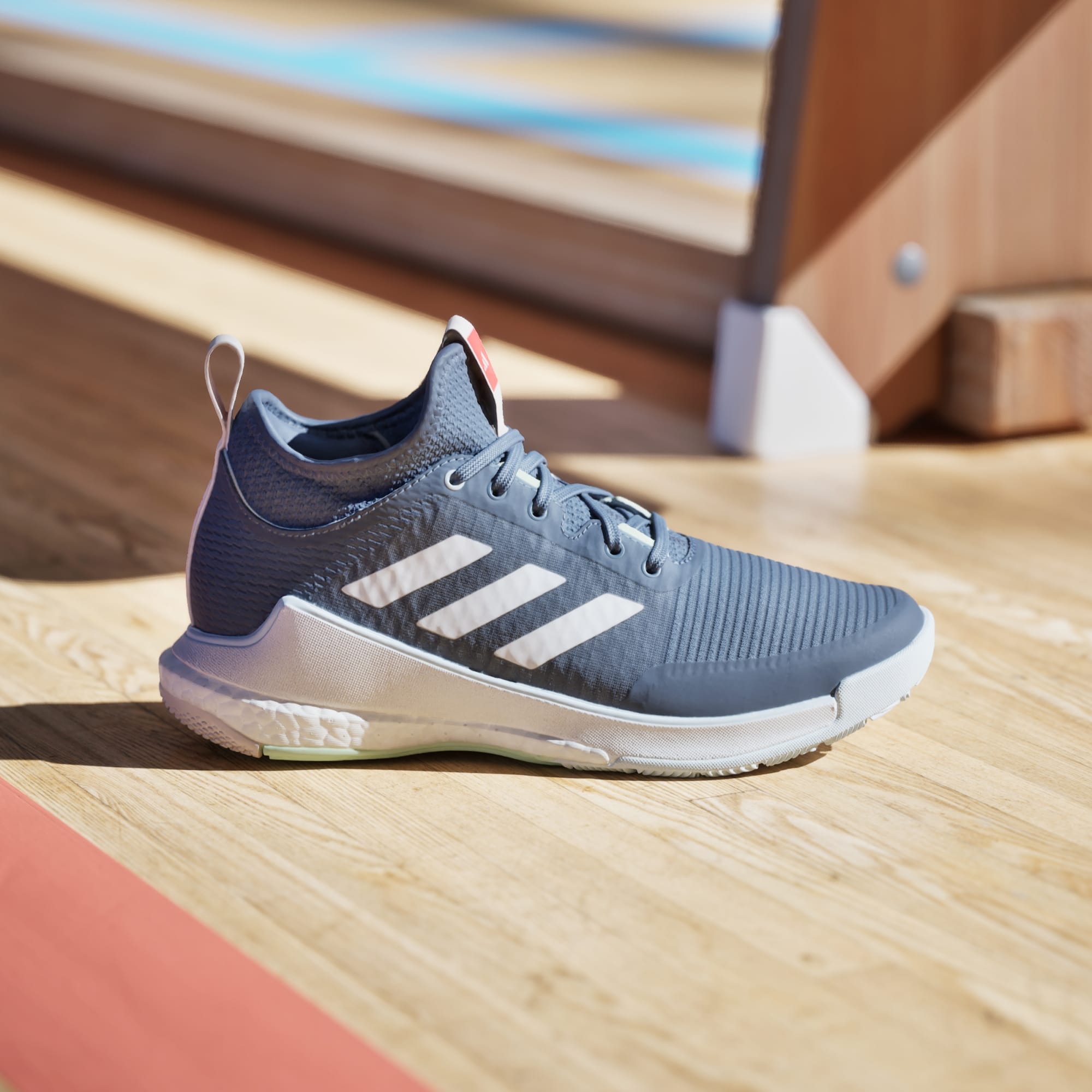 Crazyflight_Mid_Shoes_Blue_IG3