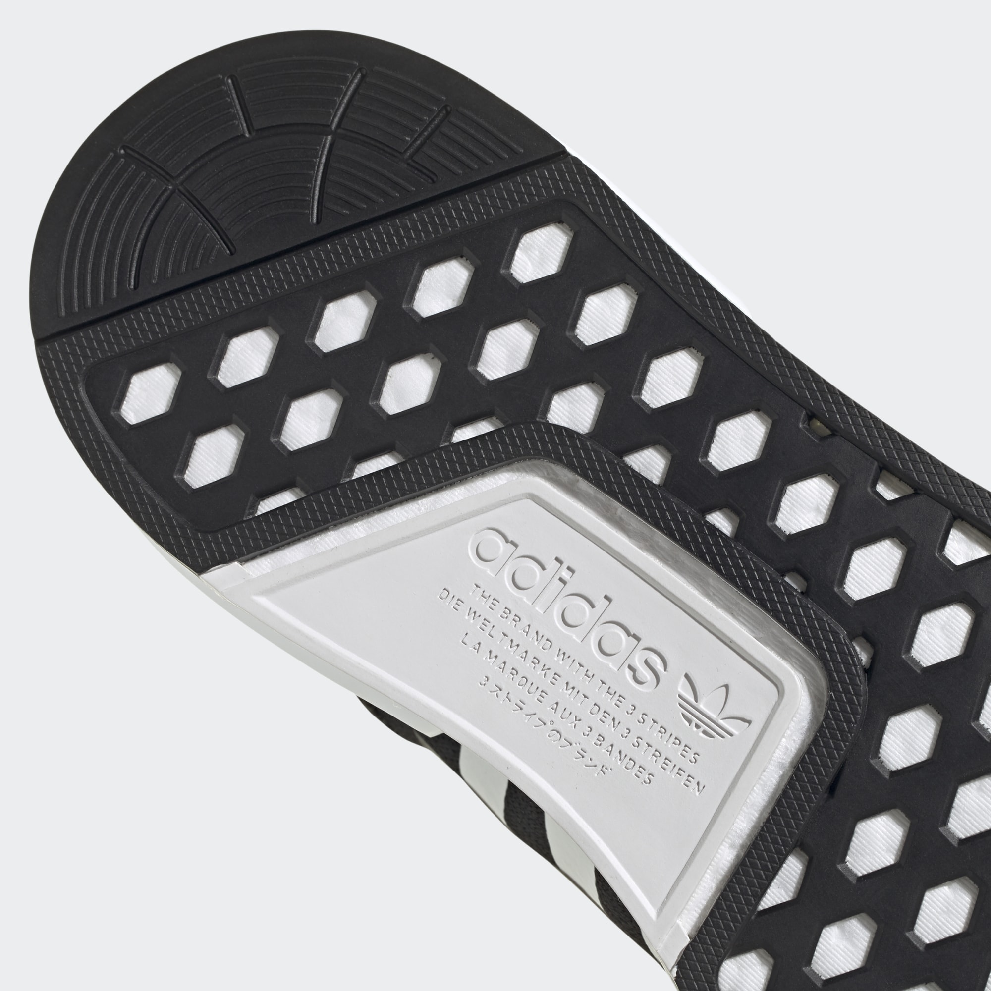 NMD_R1_V2_Shoes_Black_FV9021_42_detail.jpg