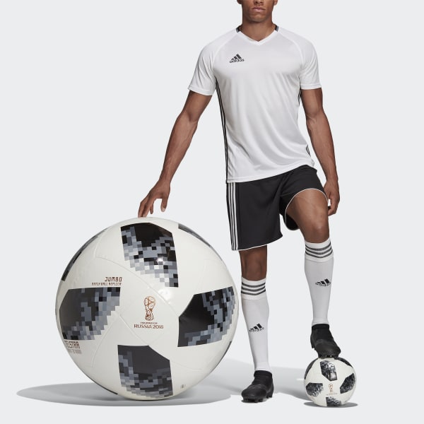 FIFA_World_Cup_Jumbo_Ball_White_CG1567_41_detail.jpg