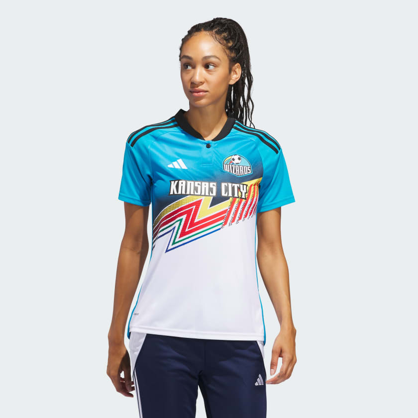 Adidas store kansas city on sale
