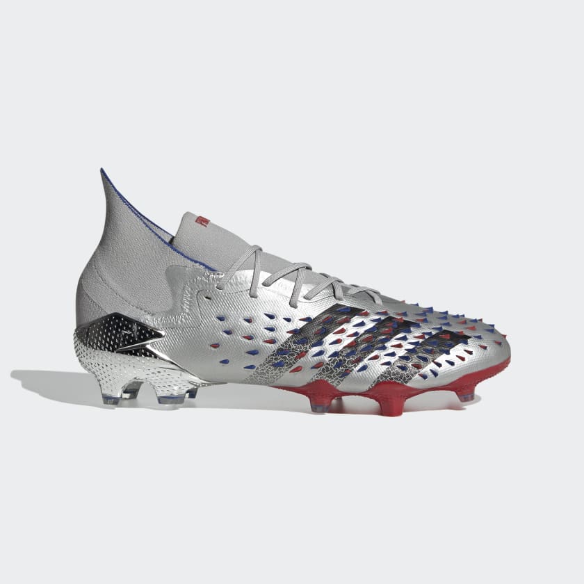 Adidas predator silver top