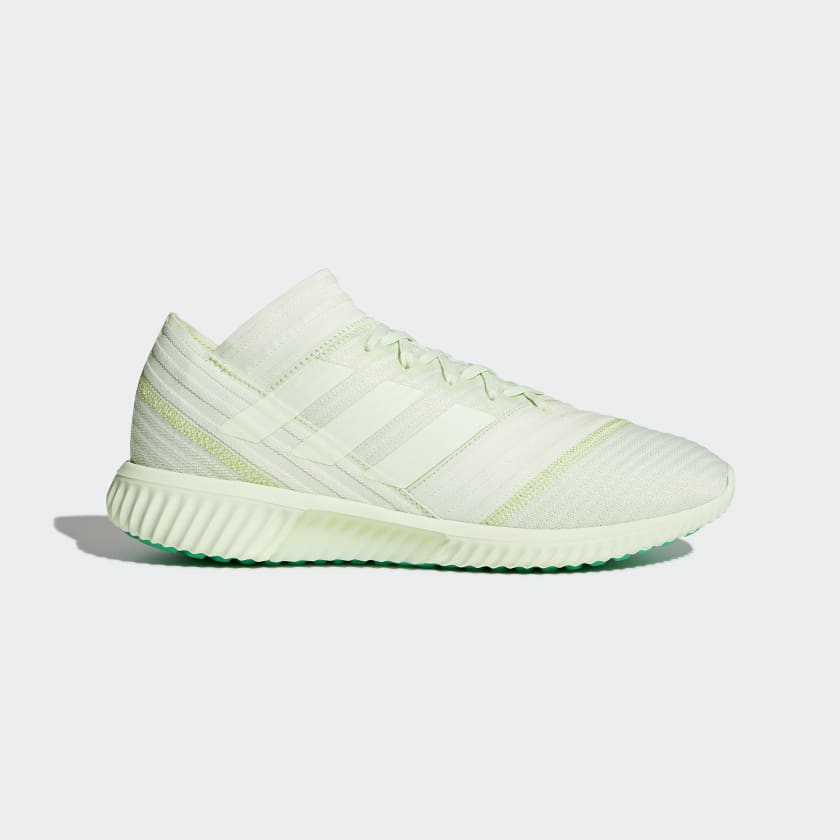 Tênis nemeziz 17.1 tr 2025