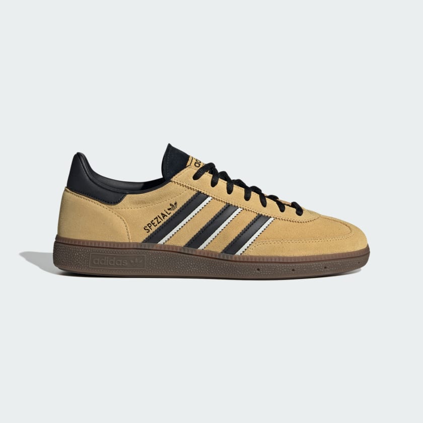 Adidas Handball spezial trainers in yellow and black. 
