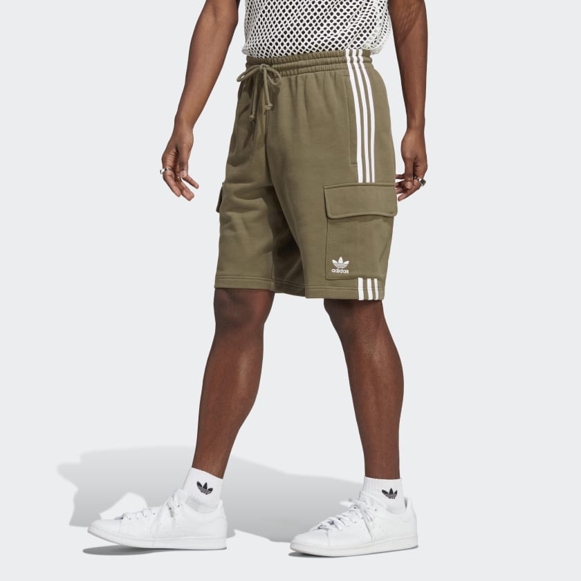 adidas Adicolor Classics Green 3-Stripes | Lifestyle adidas - Cargo US Shorts | Men\'s