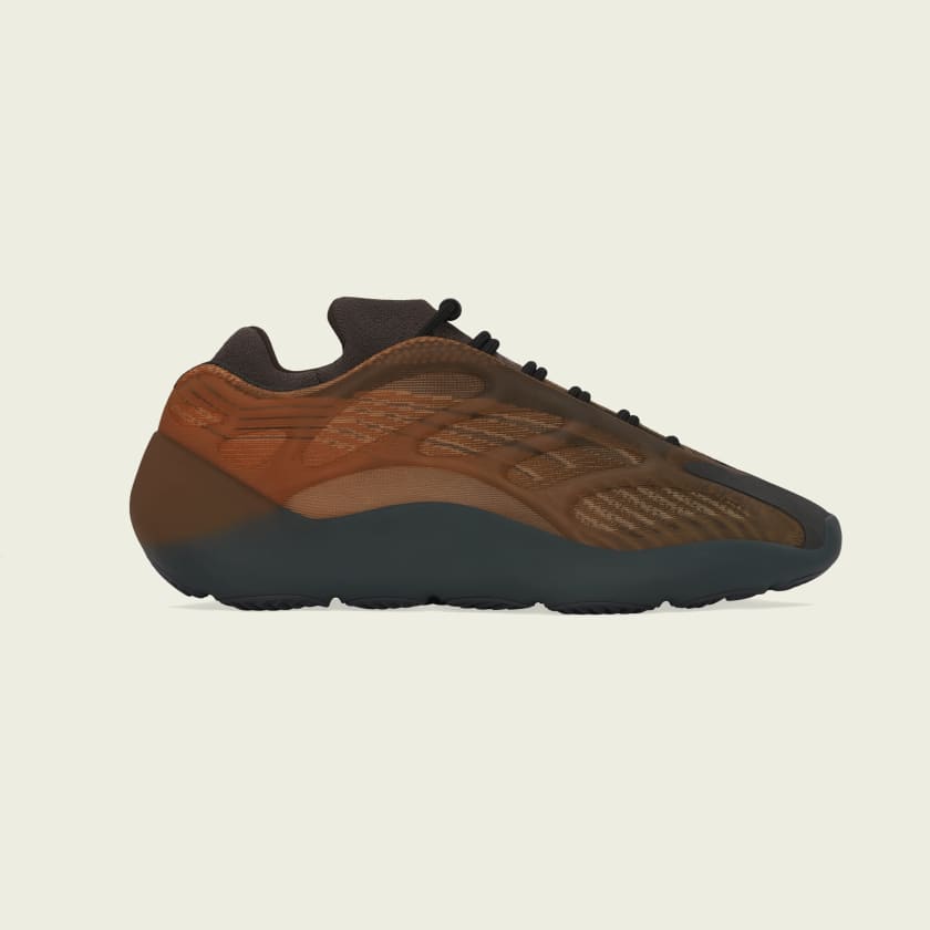 Adidas originals 700 2025
