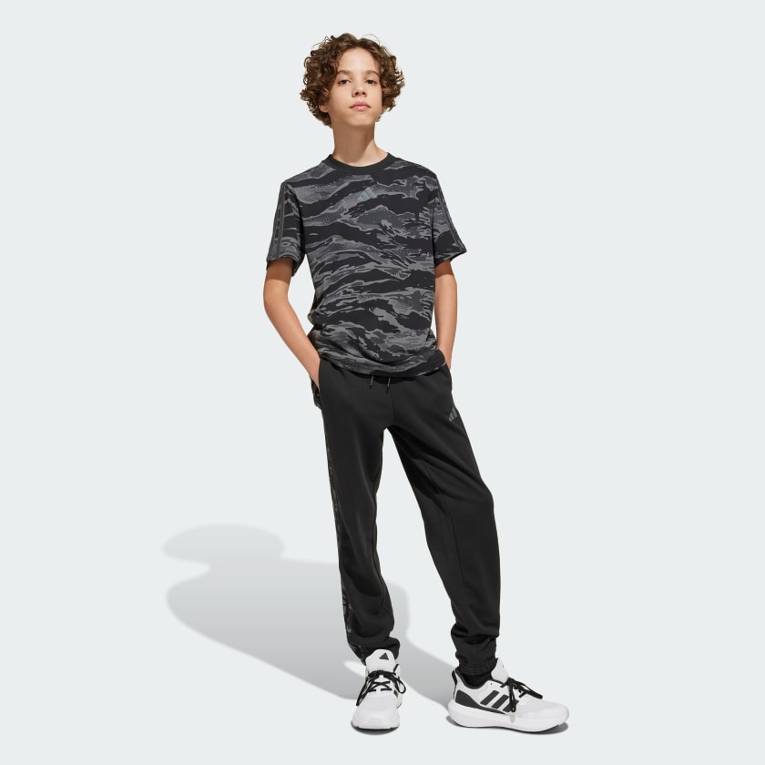 adidas Seasonal Essentials Camo Kids Hose Schwarz adidas Deutschland